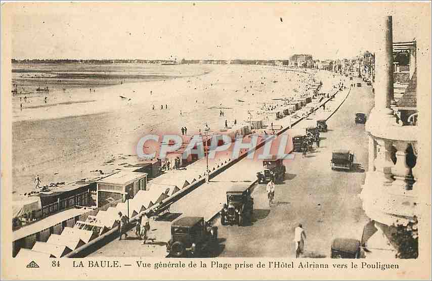 CPA La baule vue generale de la plage prise de l hotel Adriana vers le Pouliguen