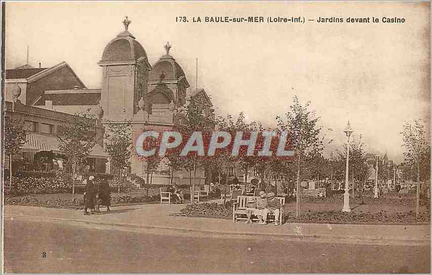 CPA La baule sur mer Loire jardin devant le casino