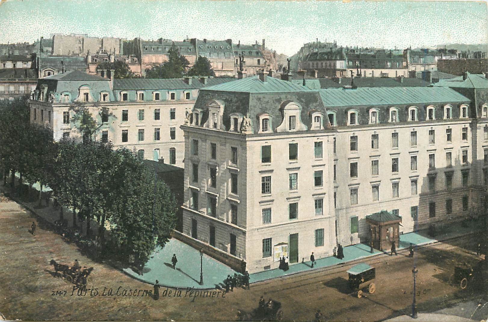 CPA La caserne de la Pepiniere Militaria Paris