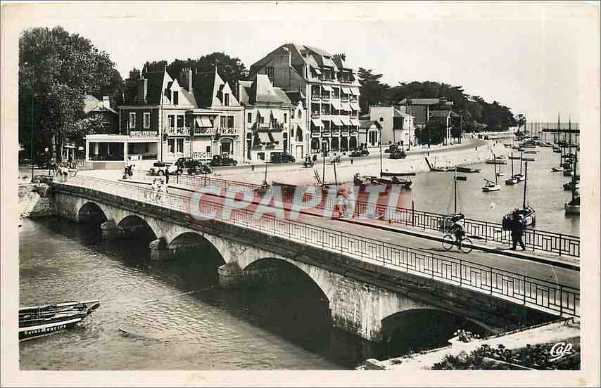 CPM Le Pouliguen- le Pont rellant la baule et le pouliguen