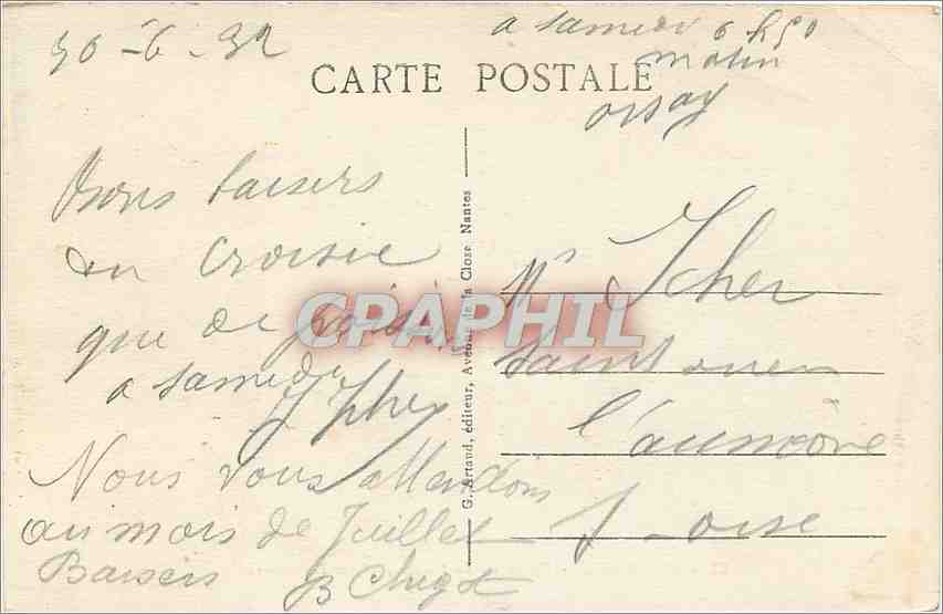 CPA Le croisic loire inf   Entrée du Port Au fond La Poissonnerie Bateaux — Back