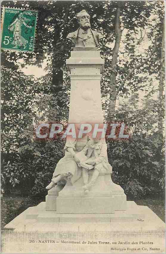 CPA Nantes Monument de Jules Verne au jardin des Plantes