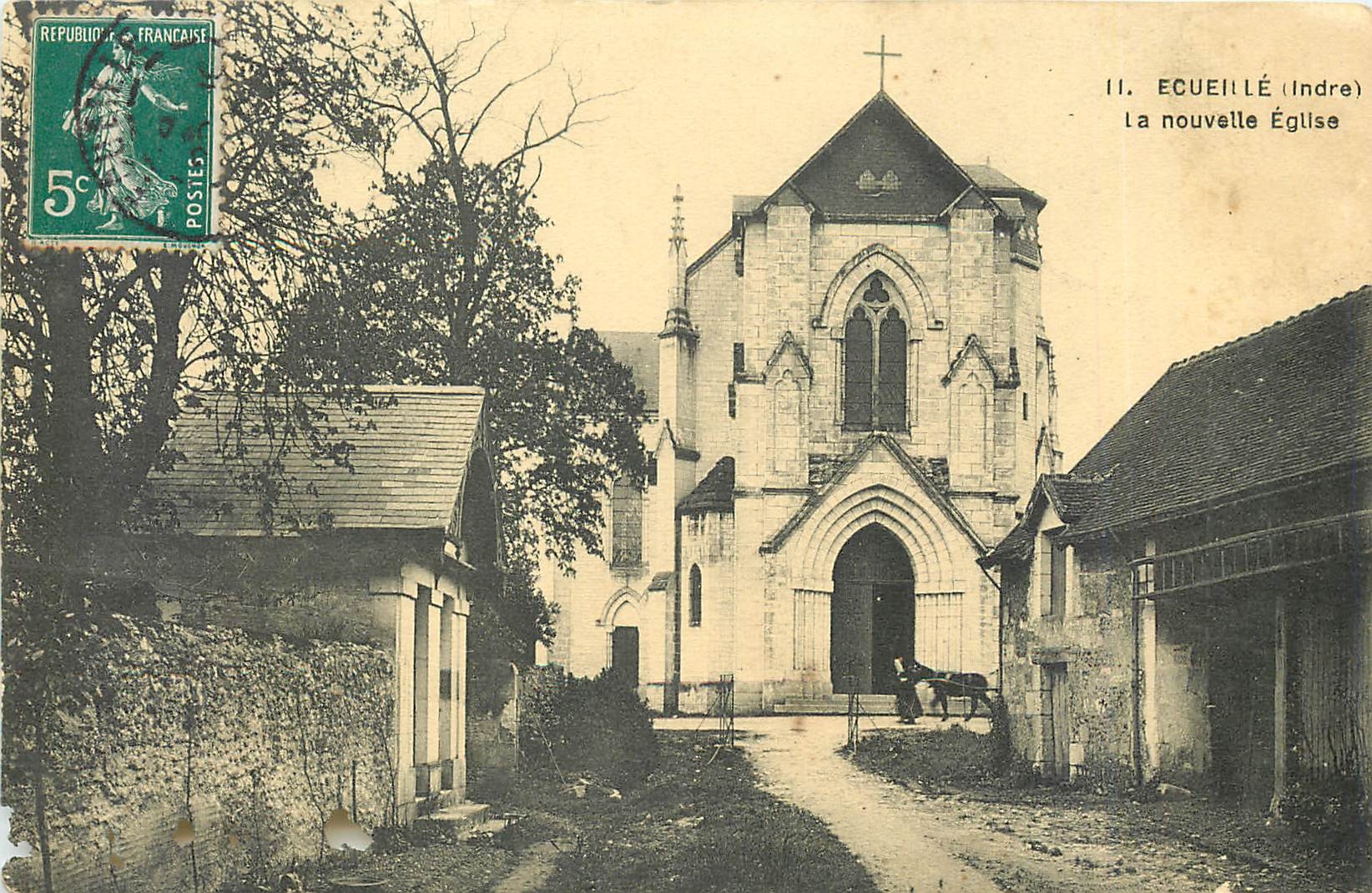 CPA Ecueille Indre La nouvelle Egllise
