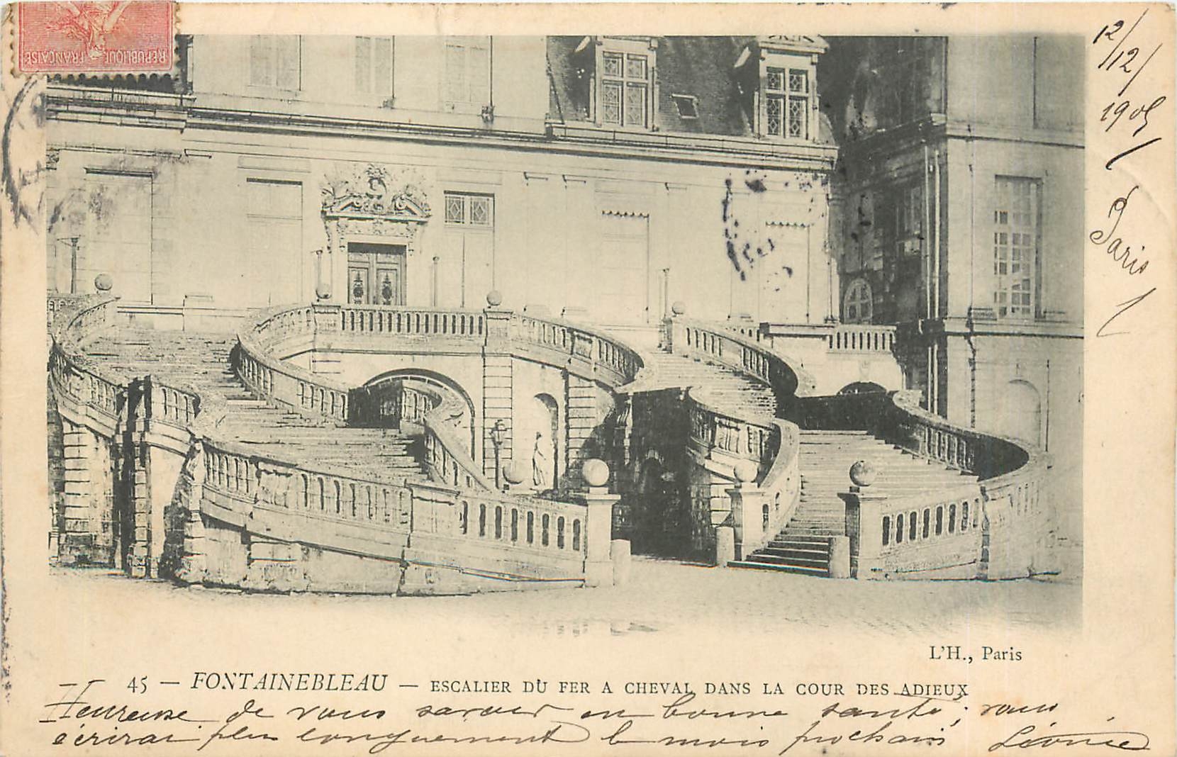 CPA Fontainebleau Escalier de fer a cheval la cour des adieux