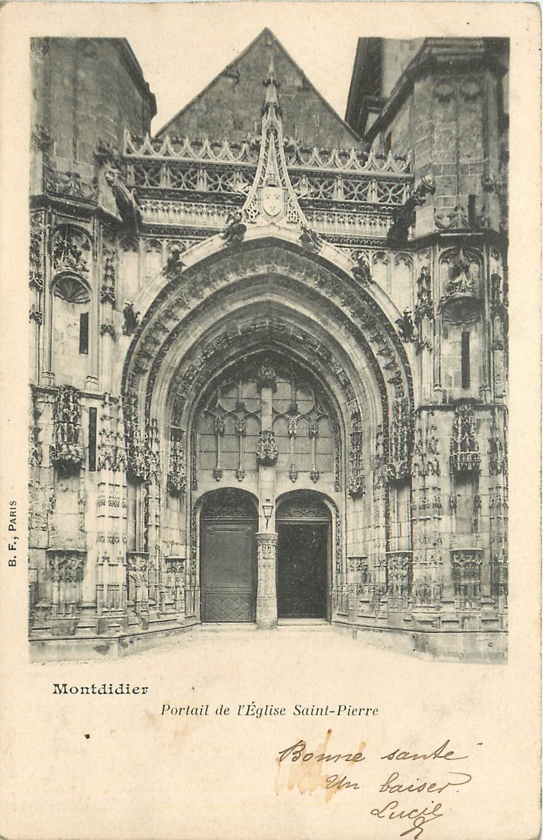 CPA Montdidier Portail de l'Eglise Saint Pierre