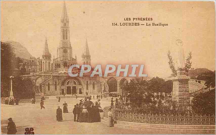 CPA Lourdes la Basilique