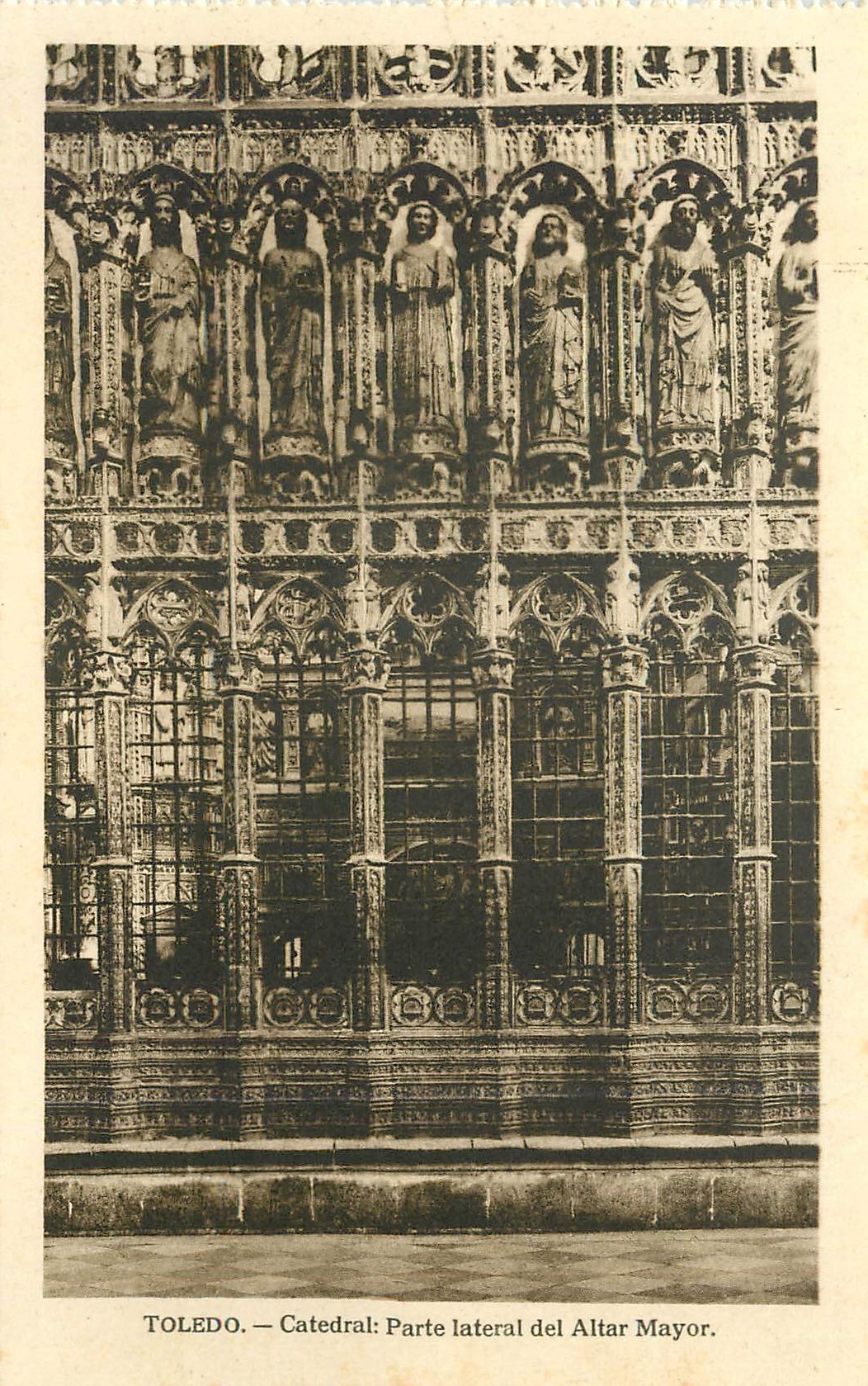 CPA Toledo Catedrle parte Lateral del Altar Mayor