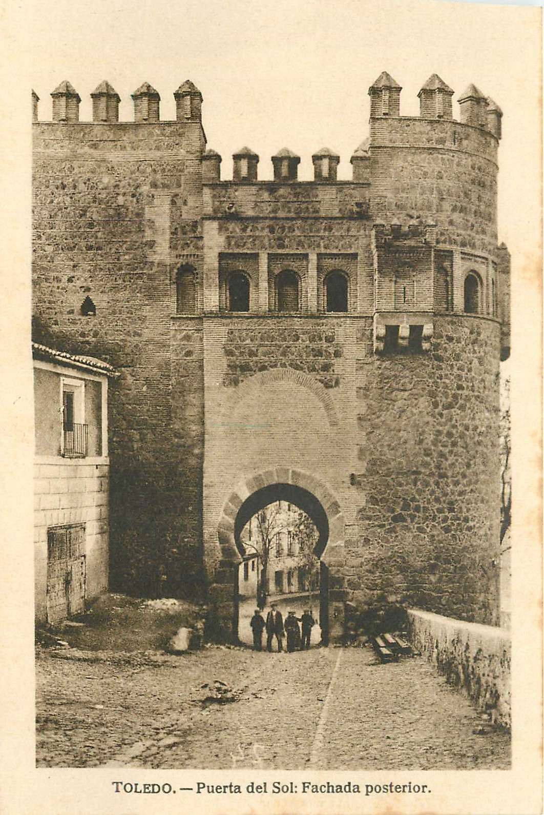 CPA Toledo Puerta del Sol Fachda posterior