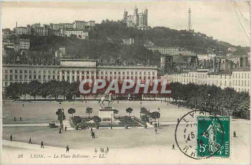 CPA Lyon la place Bellecour