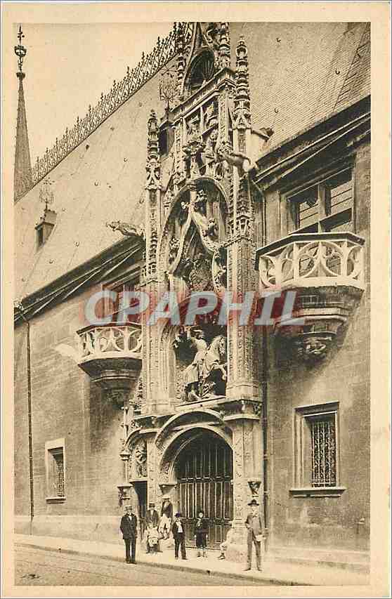 CPA Nancy Palais Ducal petite et grande Porteries 1312 Cette derniere est surmntee de la Statue du D