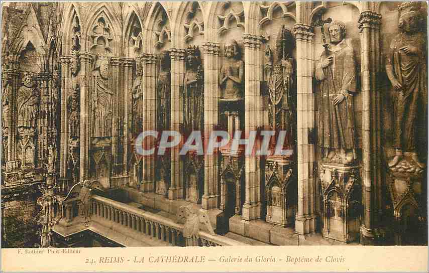 CPA Reims La Catherale Galerie du Gloria Bapteme de Clovis