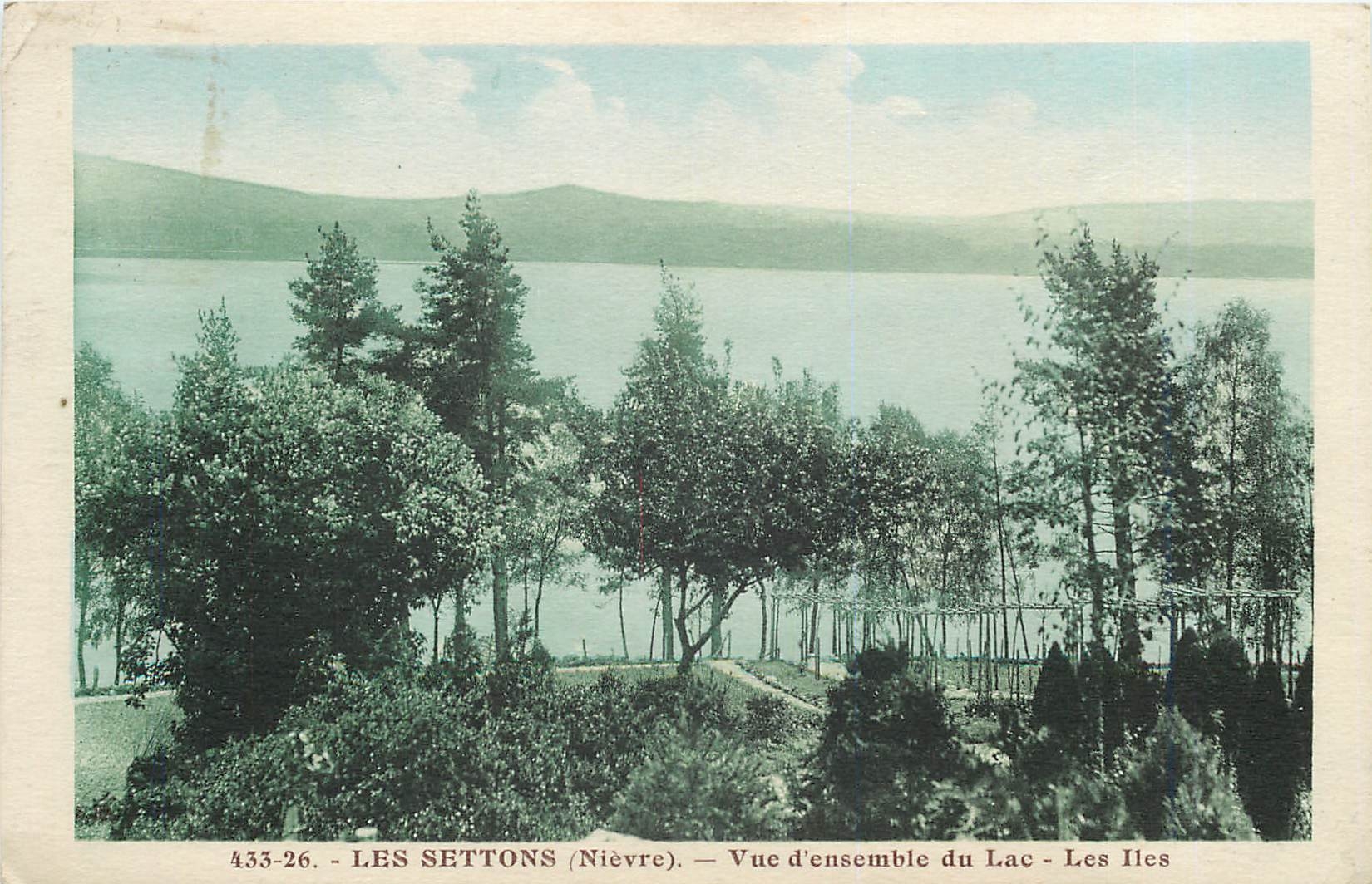 CPA Les Settons Nievre Vue d'ensemble du Lac Les Iles