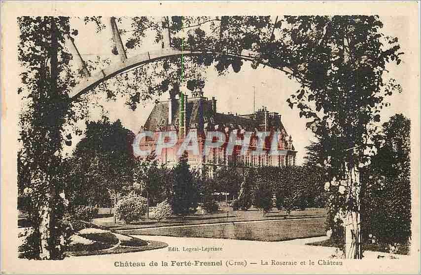 CPA Chateau de la Ferte fresnel Orne la Roseraie et le Chateau