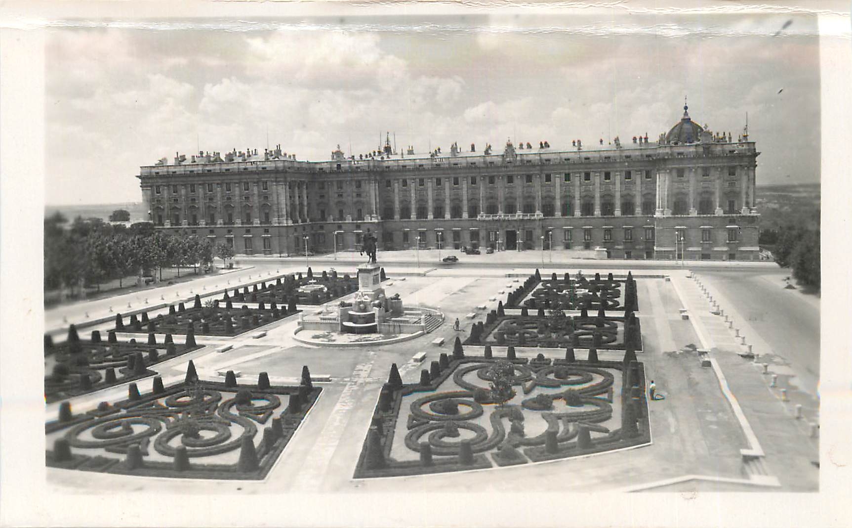 CPA Madrid Place d'Orient palais National