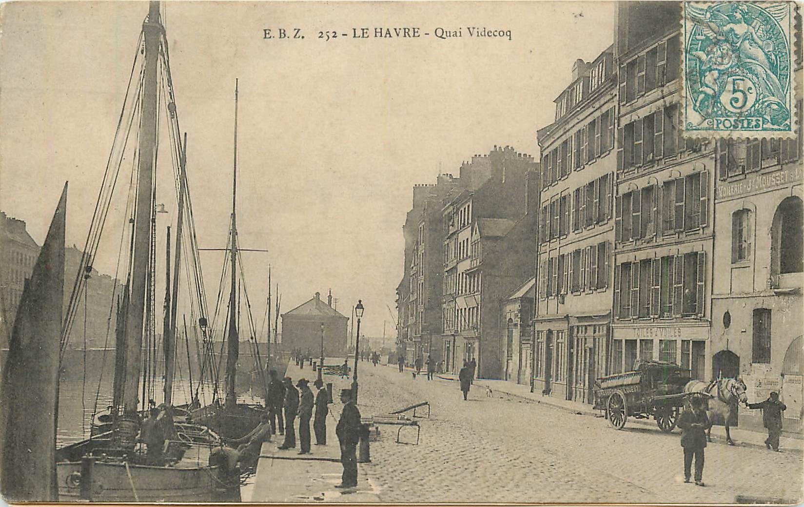 CPA La Havre Quai videcoq Bateau