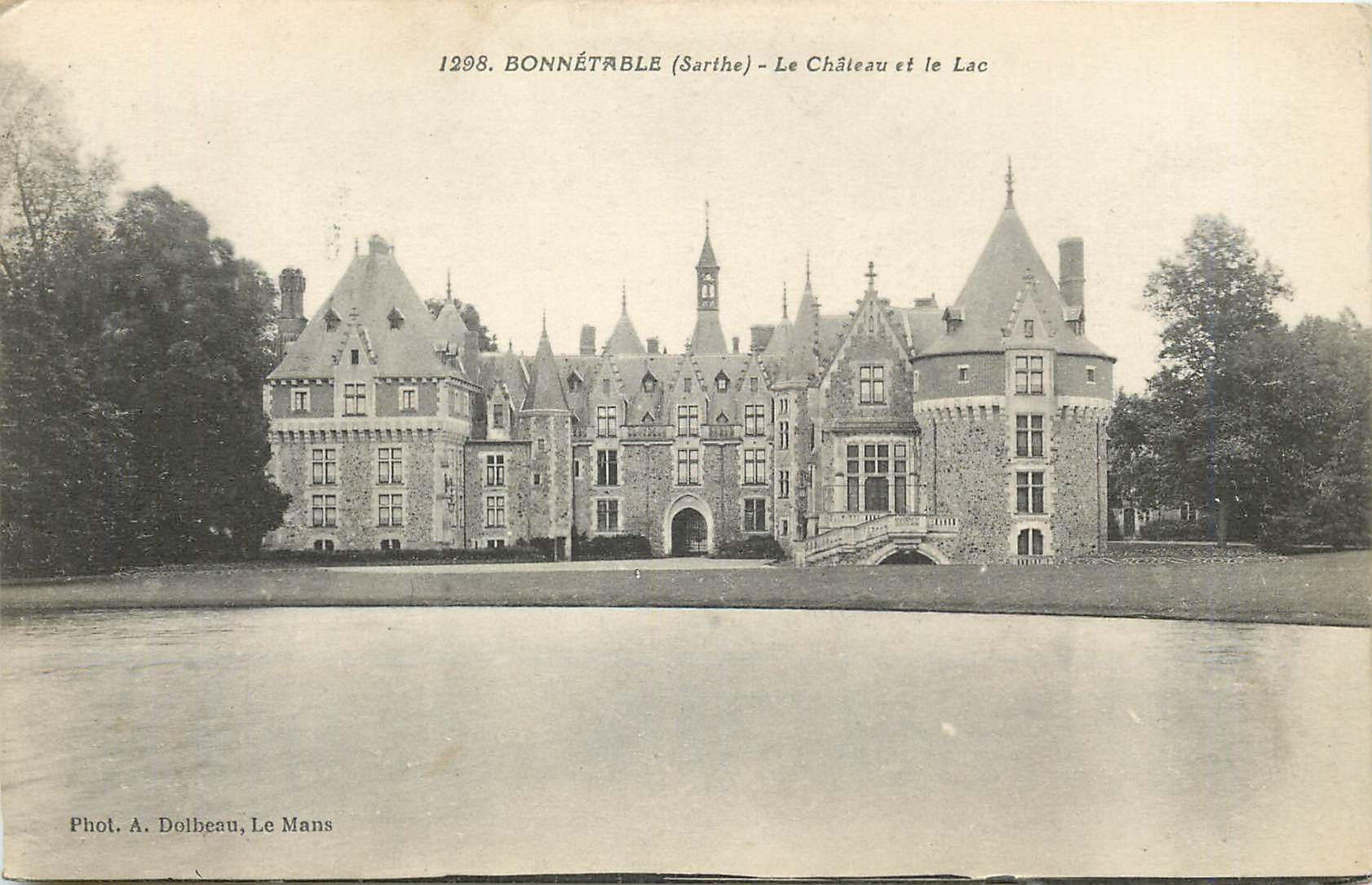 CPA Bonnetable Sarthe le chateau et le Lac