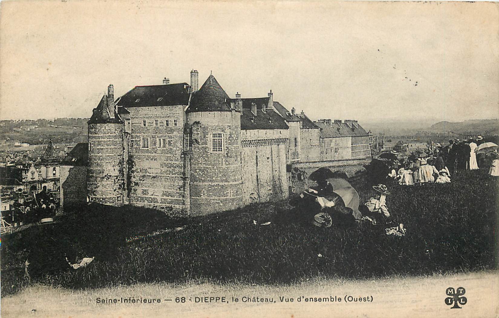 CPA Dieppe le Chateau Vue d ensemble Ouest