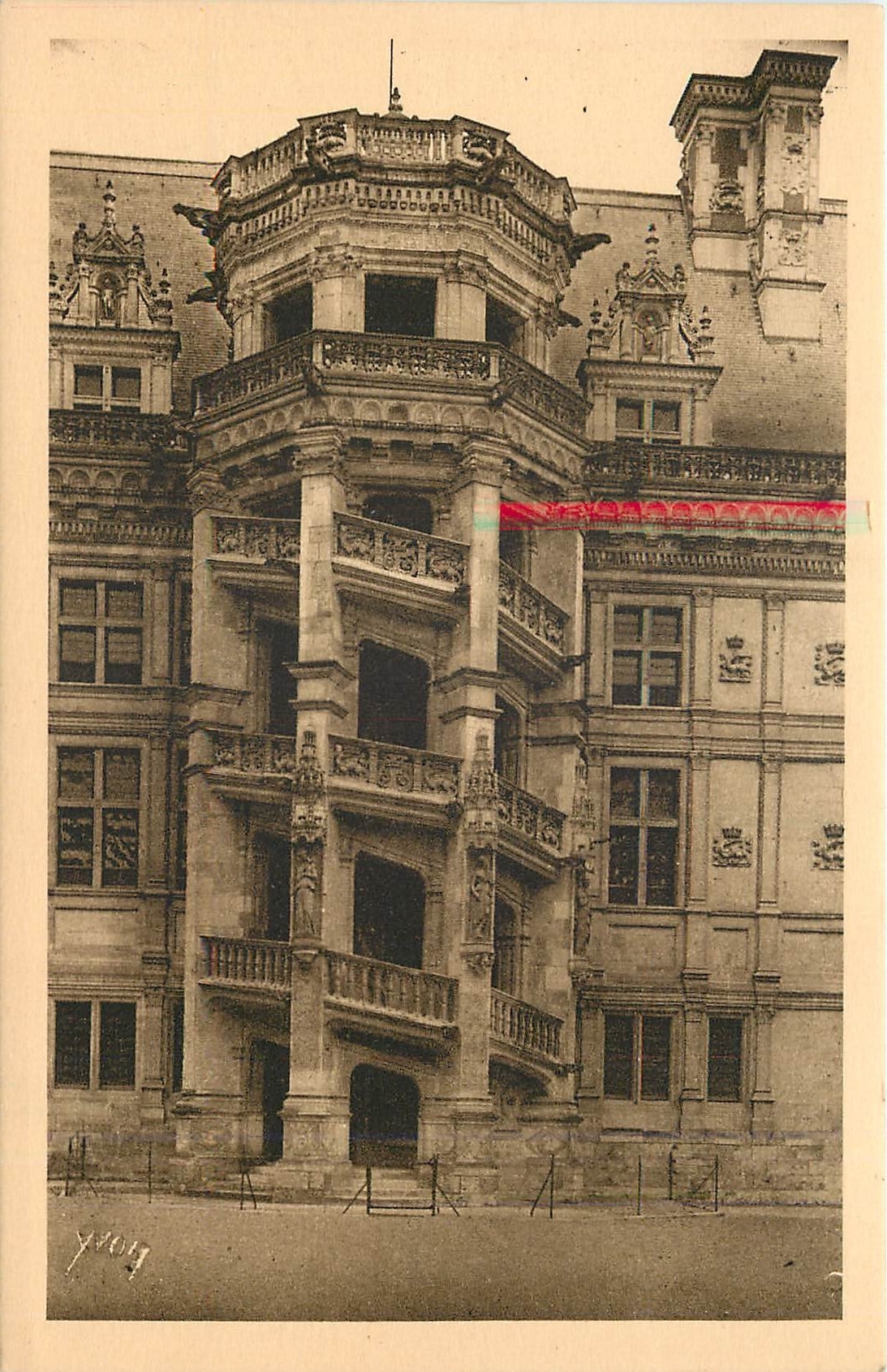 CPA Chateau de Blois Esclier frncois 1er