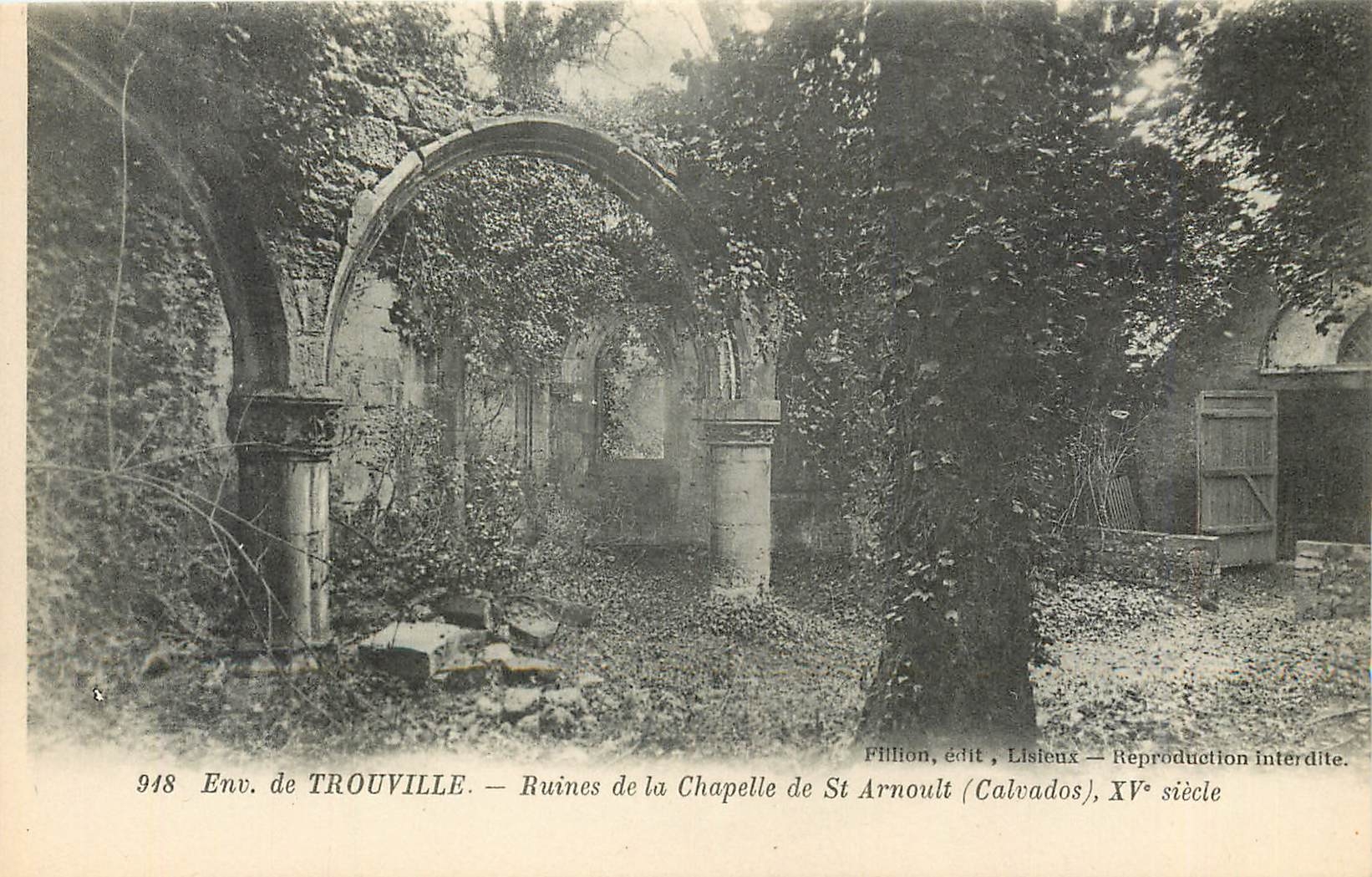 CPA Environs de Trouville Ruines de la Chapelle de St Arnoult Calvados Xve siecle