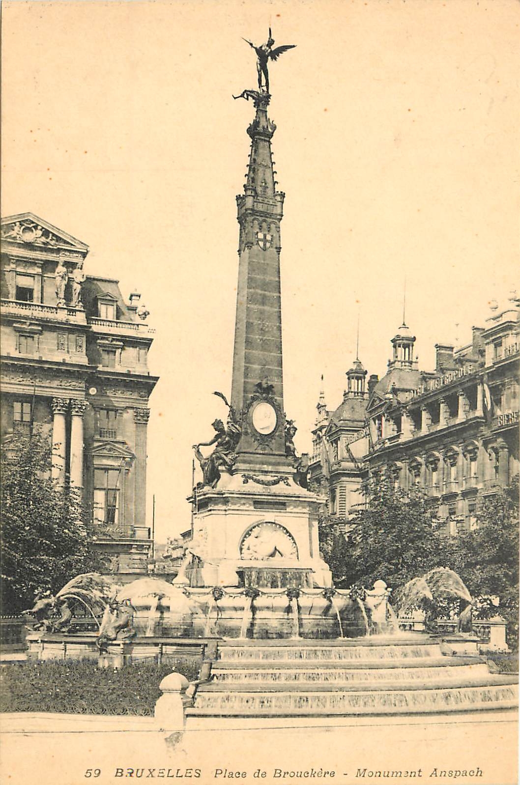 CPA Bruxelles grand Place de Brouckera Monument Anspach