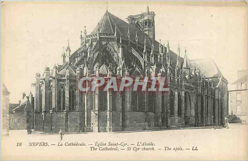 CPA Nevers la cathedrale Eglise Saint Cyr l'Abside