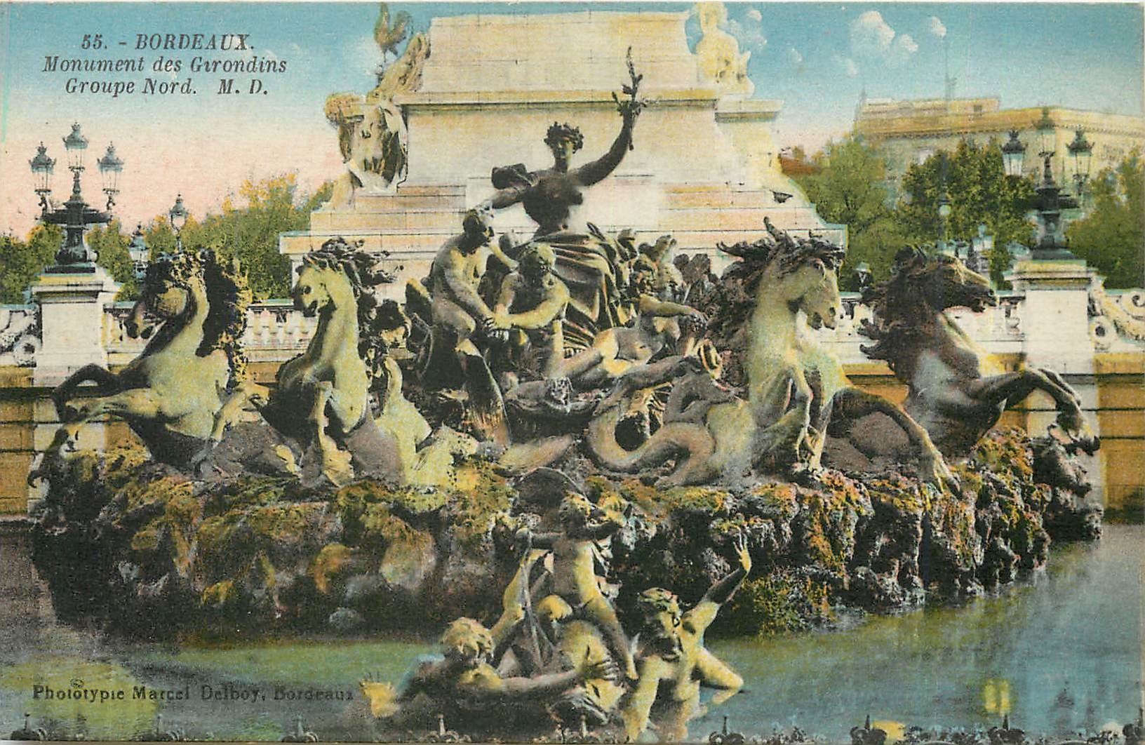 CPA Bordeaux Monument eds girondins grupe Nord