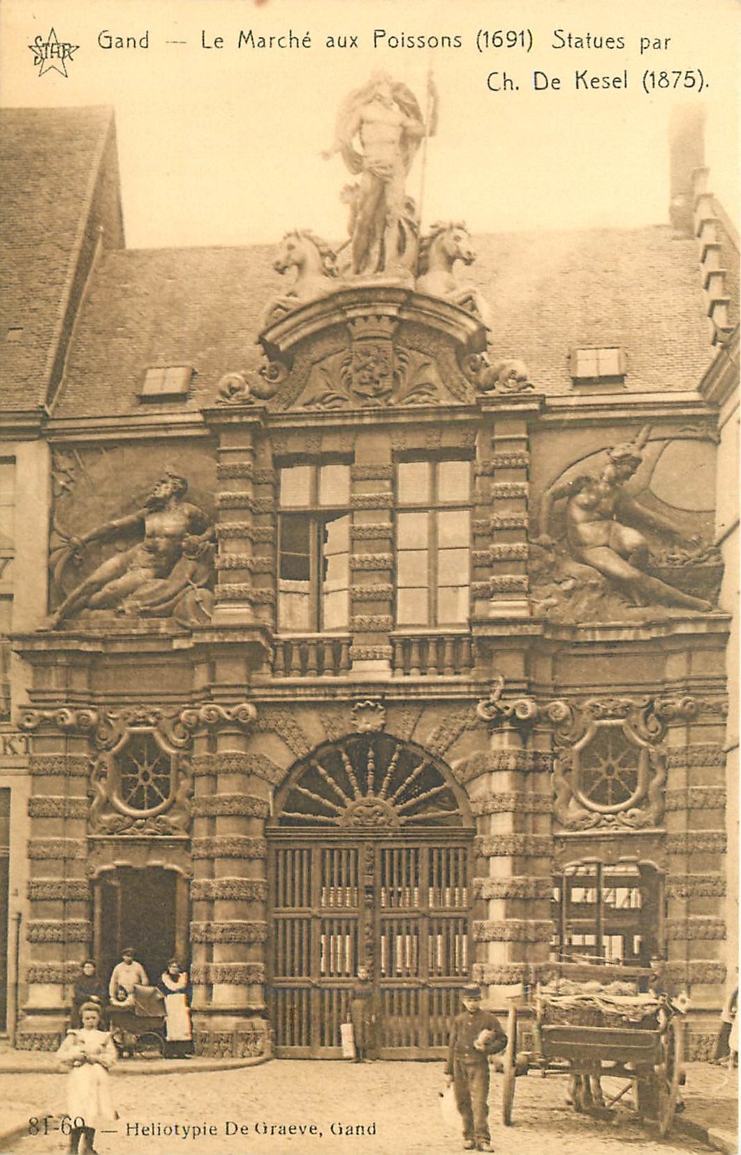 CPA Gand Le Marche u Poissons 1691 statues pq Ch de kesel 1875