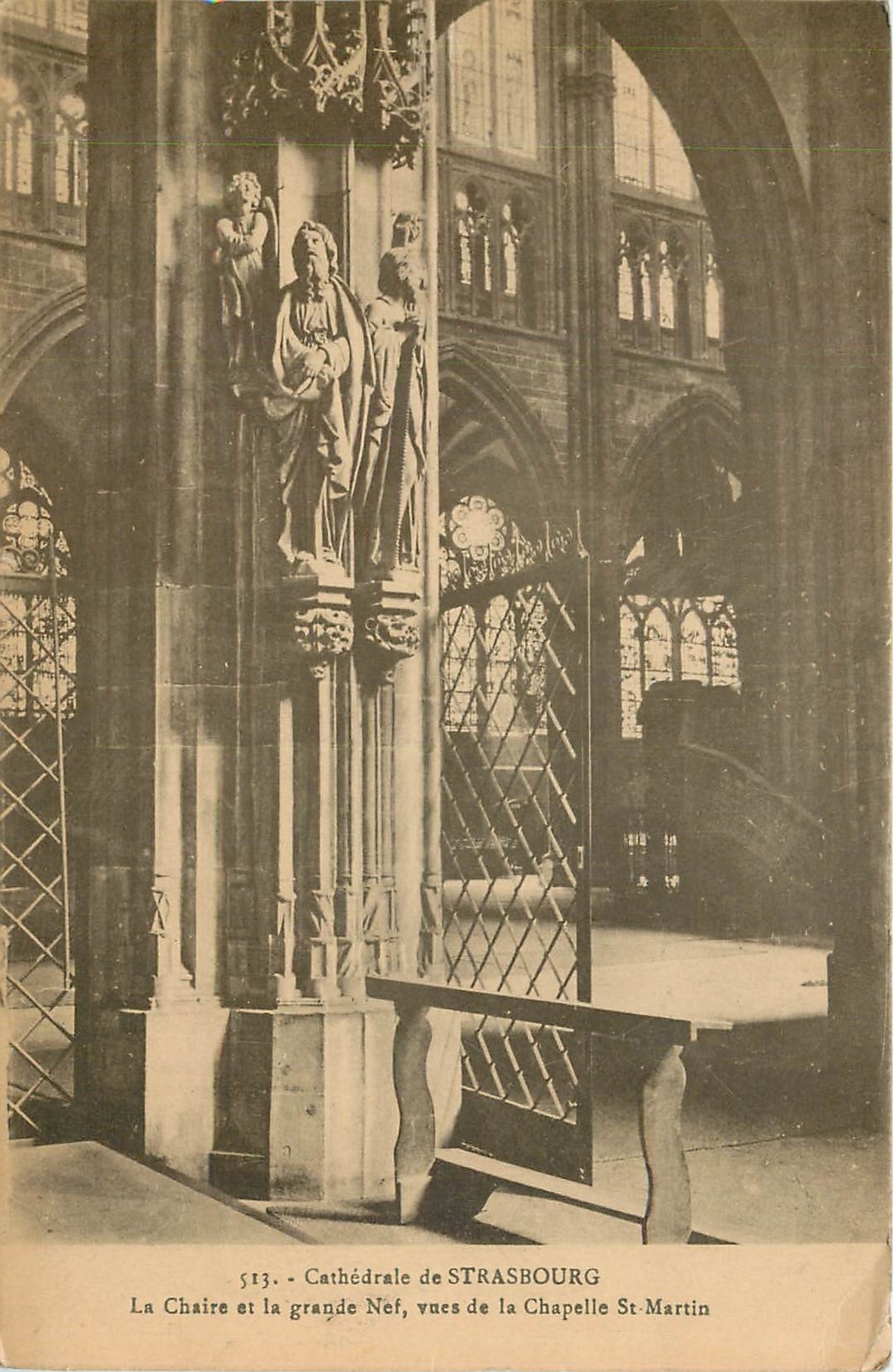 CPA Cathedrale de Strasbourg La Chaire et la grande nef Vues de la Chapelle St Martin