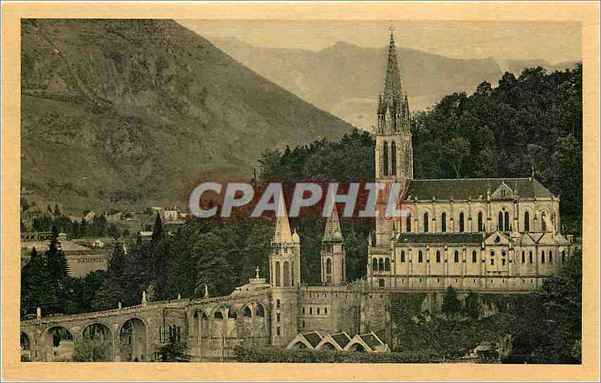 CPA Lourdes la basilique et le Pic du jer PD