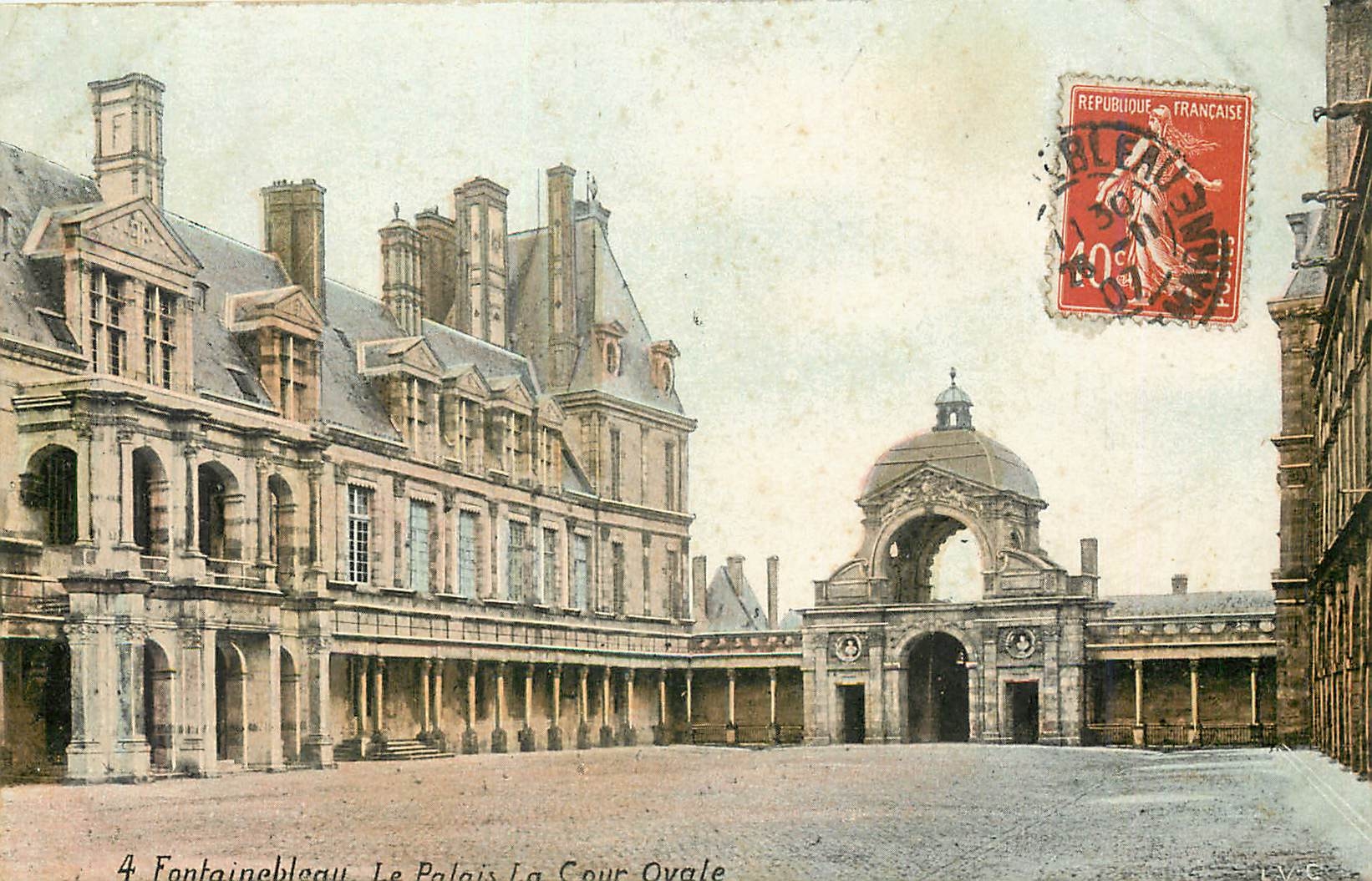 Fontainebleau - Das Schloss, der Ovalhof — unbekannter Verleger, Nr. 4