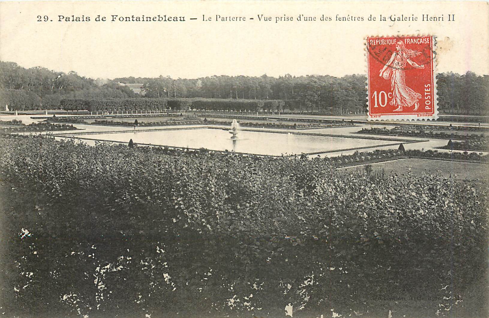 Palazzo di Fontainebleau — Il Parterre — Vista scattata da una delle finestre della Galleria Henri II