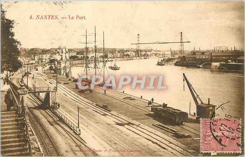 CPA Nantes Le port Bateau