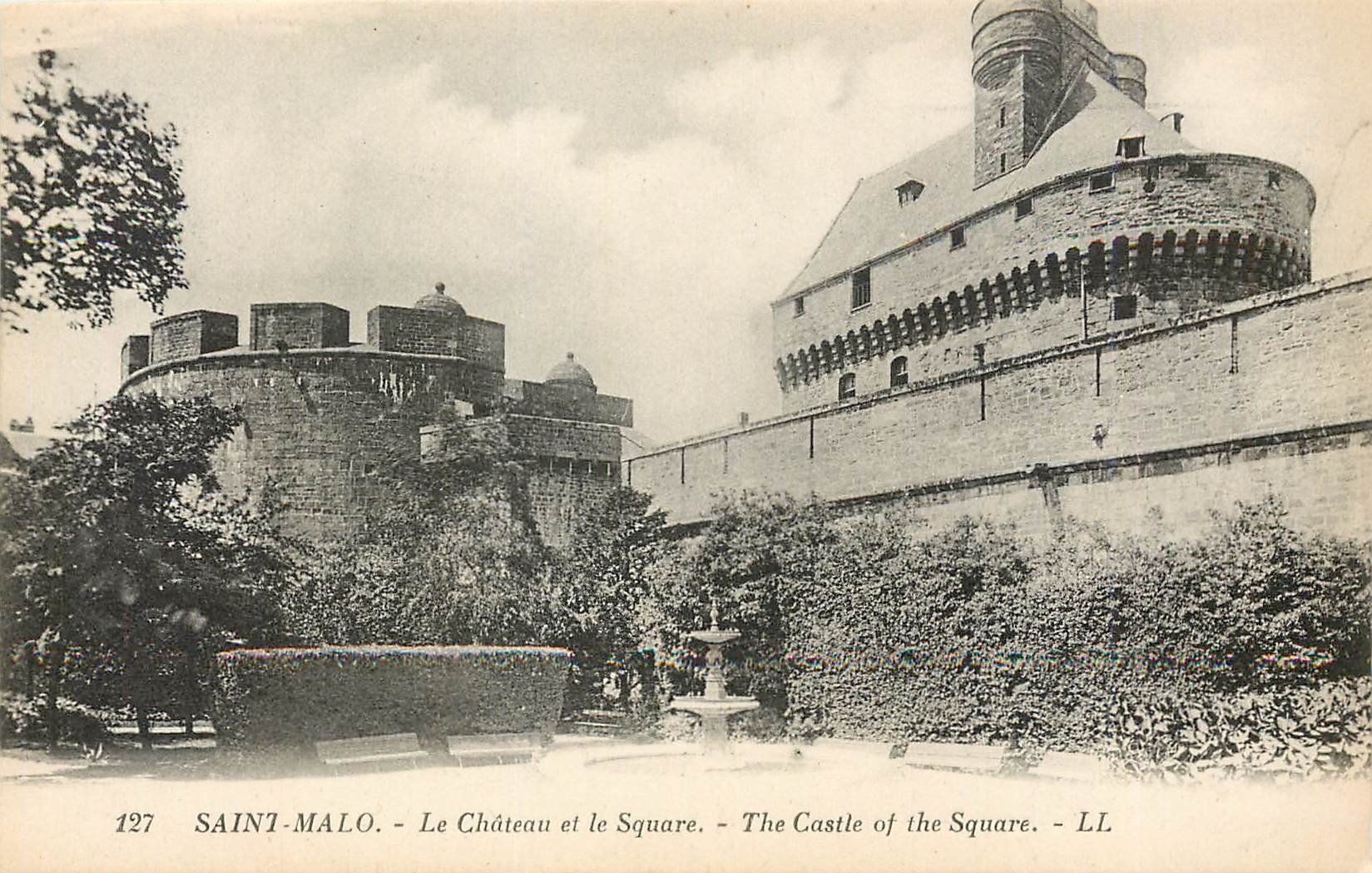 Saint-Malo - Le Château et le Square - LL