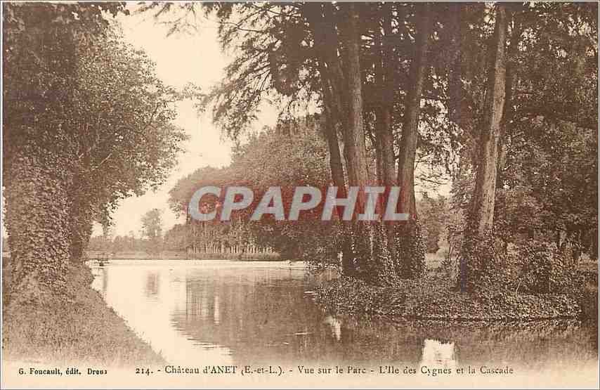 CPA Chateau d Anet E et L Vue de le Parc L'ile des cygnes et la Cascade