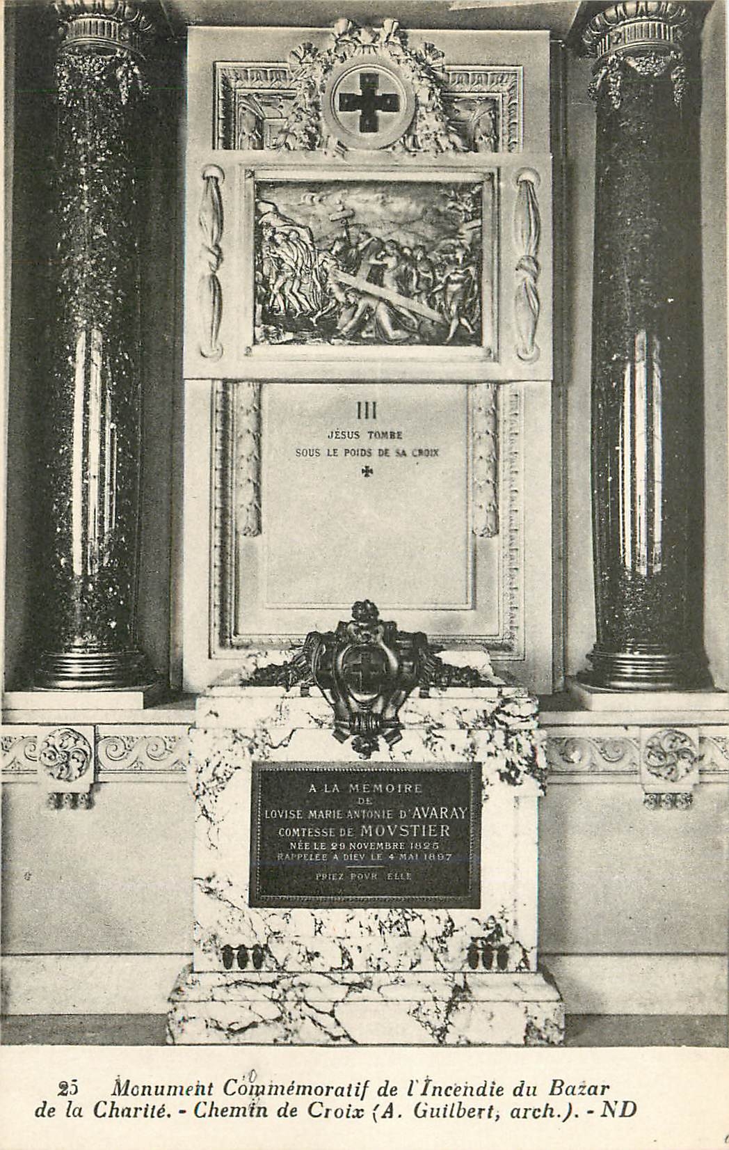 CPA Monument Commemoratif de l'Incendie du Bazar de la Charite Chemin de Croix 