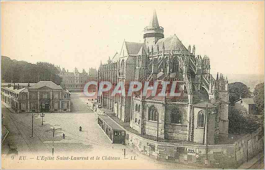 CPA EU L'Eglise Saint Laurent et le Chateau 