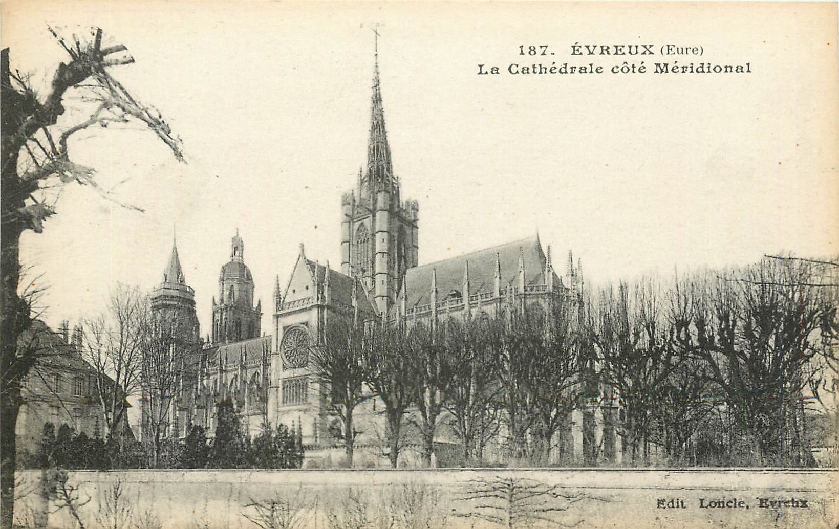 Évreux (Eure) — La Cathédrale côté Méridional — Edit. Lonicle, Évreux