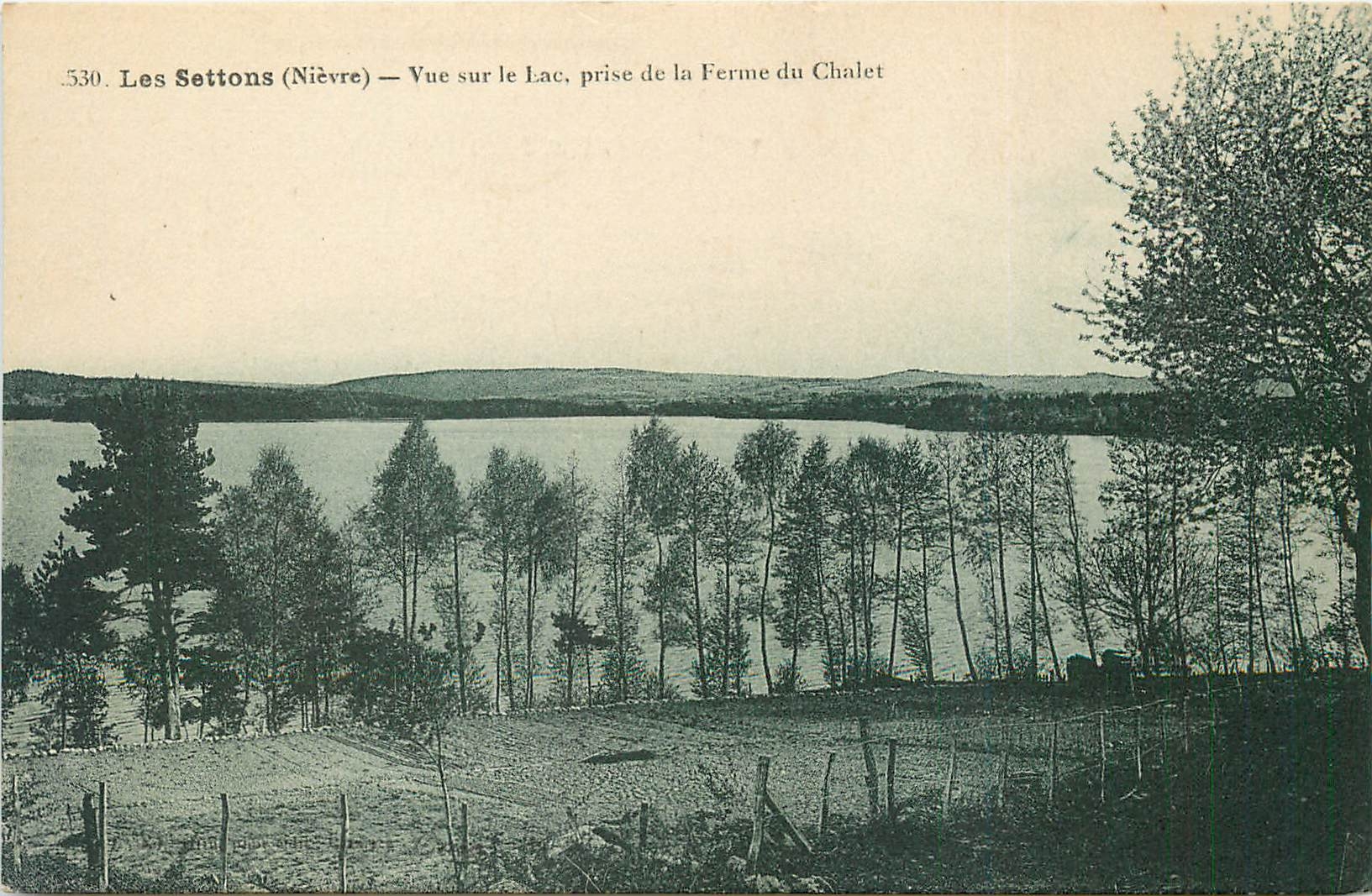 CPA Les Settons Nievre Vue sur le Lac prise de la Ferme du Chalet 