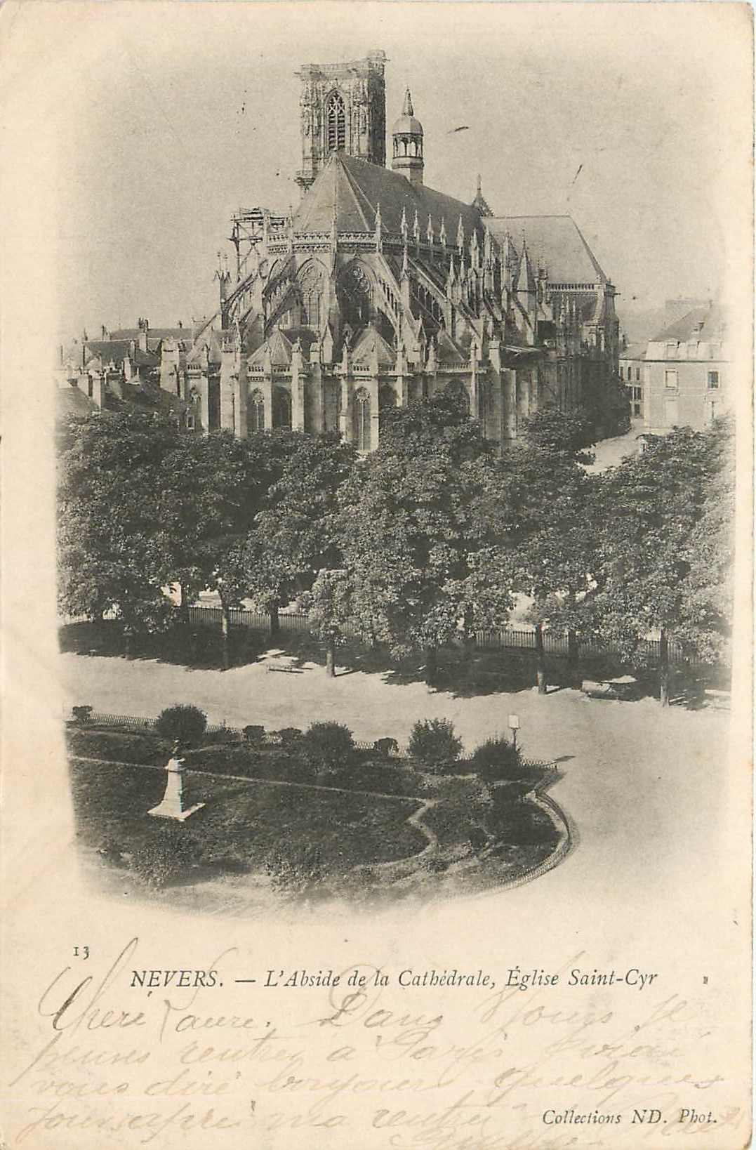 CPA Nevers L'Abside de la Cathedrale Eglise Saint Cyr 