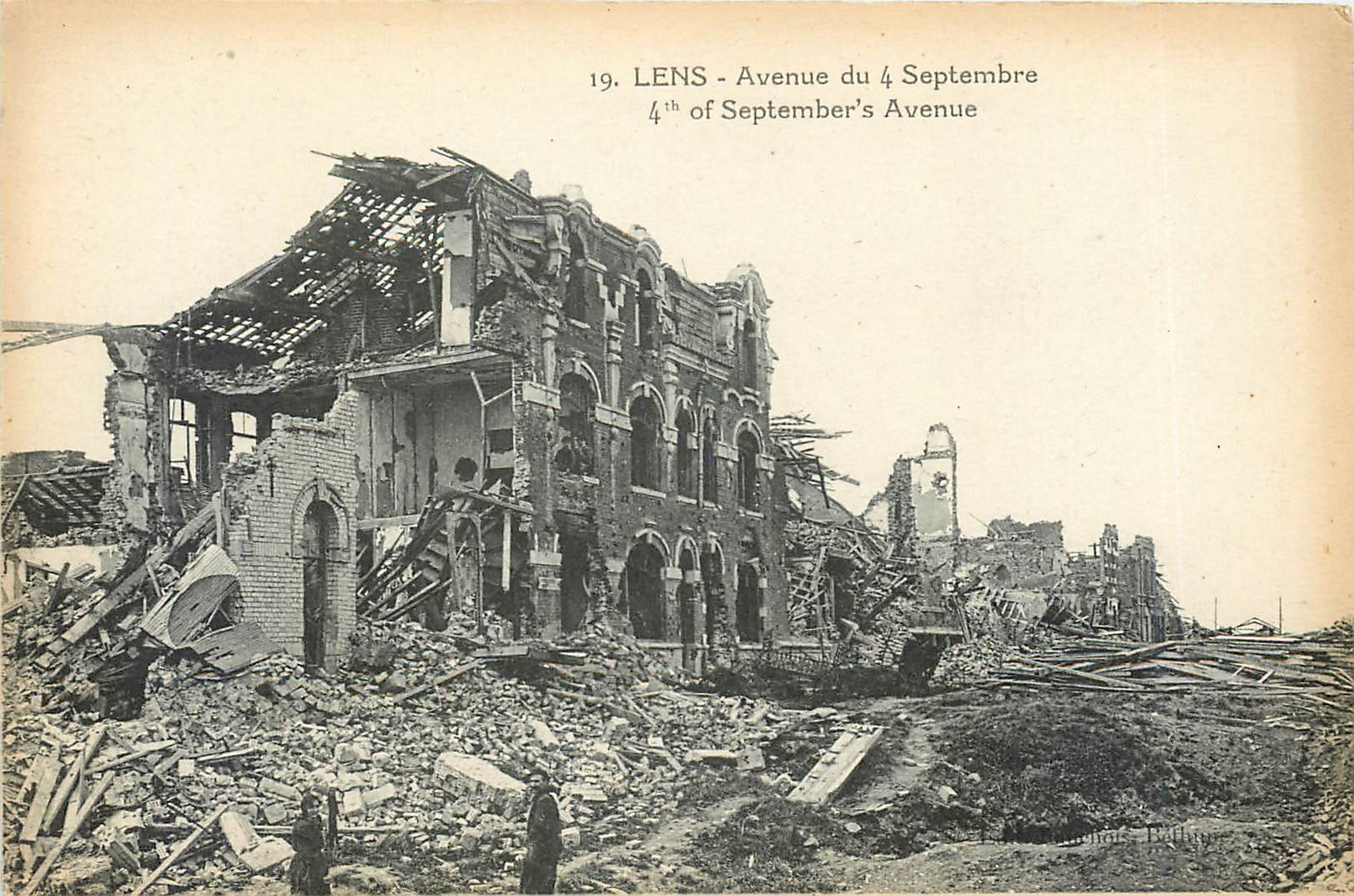 CPA Lens Avenue du 4 Septembre 