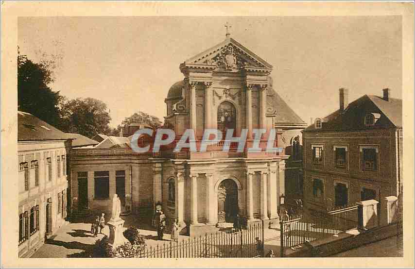 CPA La Chapelle des Carmelites de Lisieux La Facade 