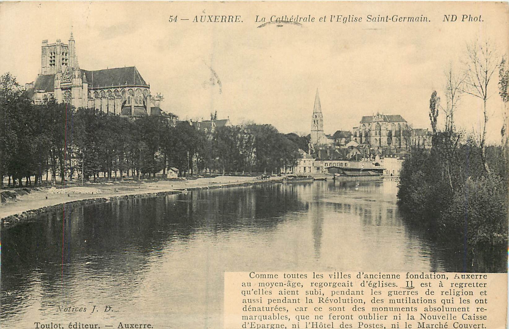 Auxerre. La Cathédrale et l'Église Saint-Germain — ND Phot.