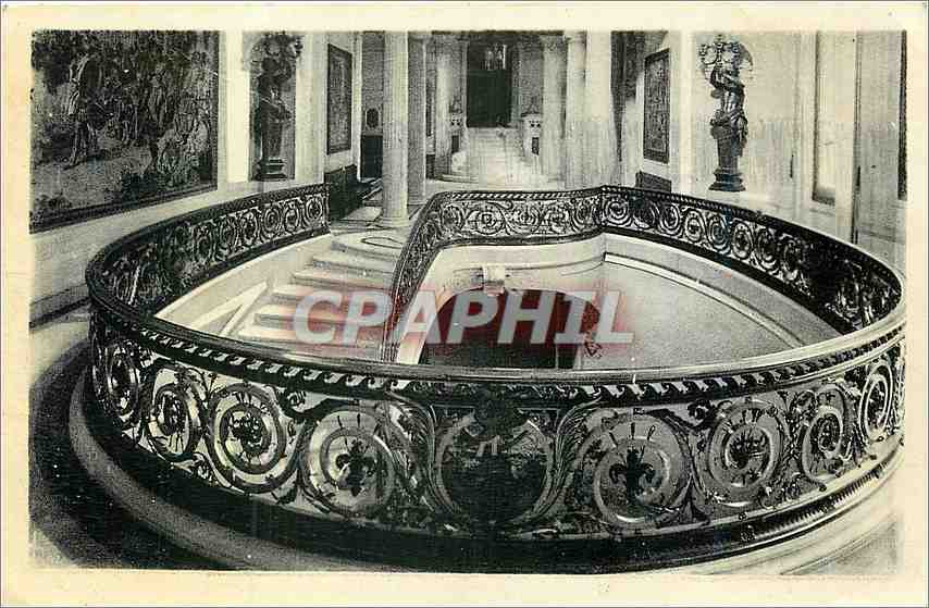 CPA Chantilly Le Chateau Rampe de l'Escalier d'Honneur 