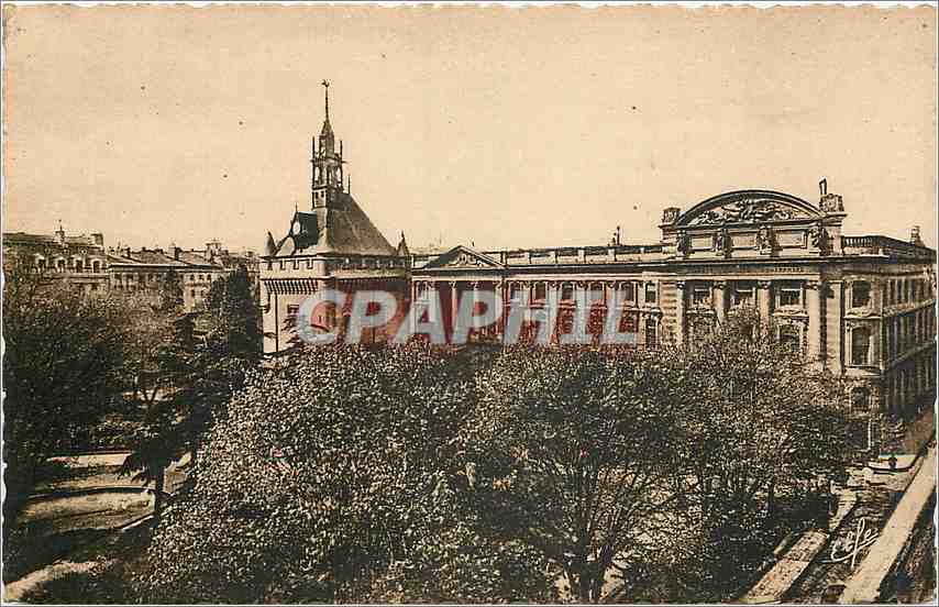 CPA Toulouse Facade Est du Capitole Donjon et Square 
