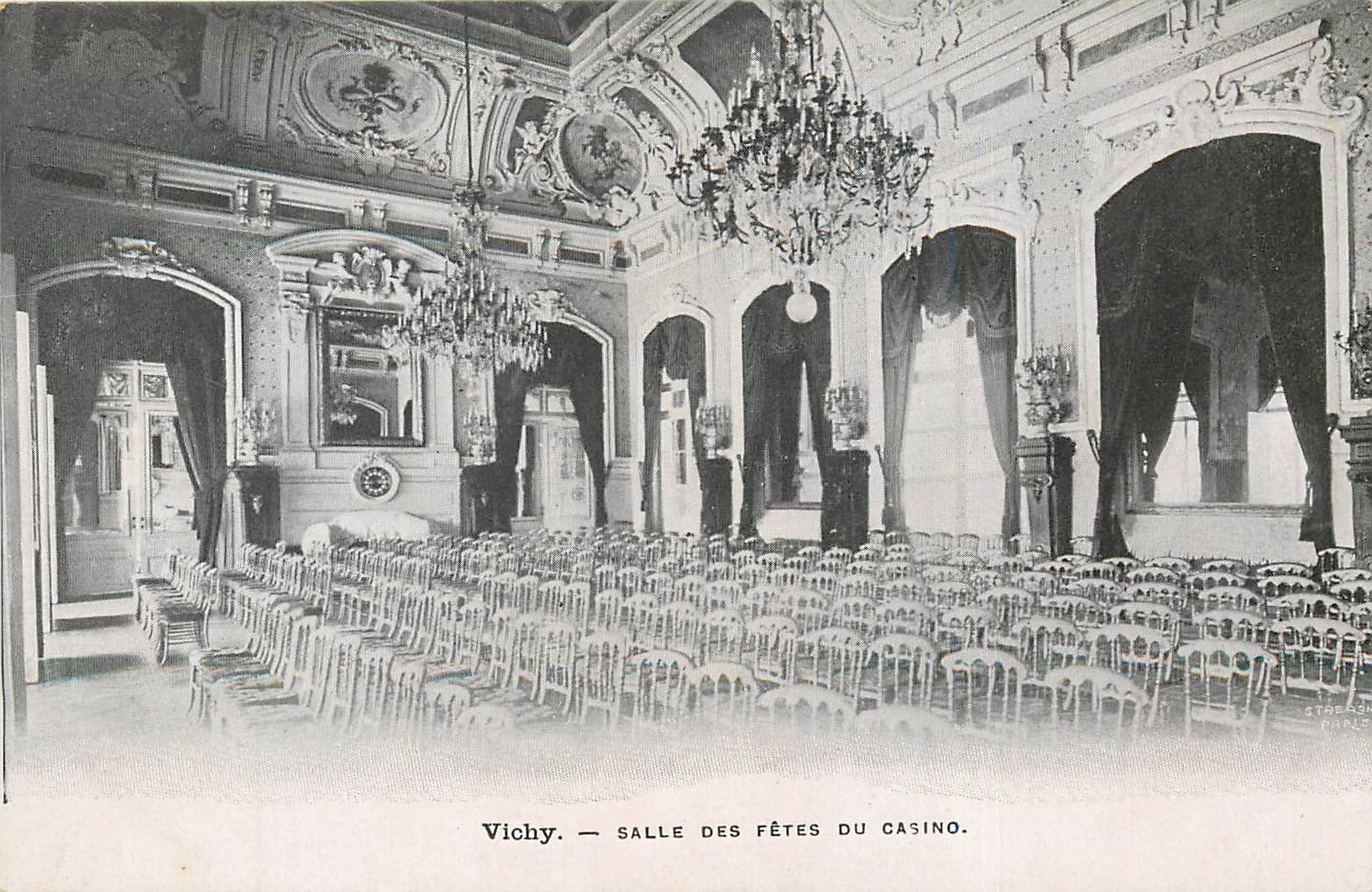 CPA Vichy Salle des Fetes du Casino 