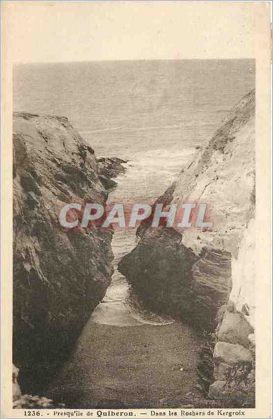 CPA Presqu'ile de Quiberon Dans les Rochers de Kergroix 