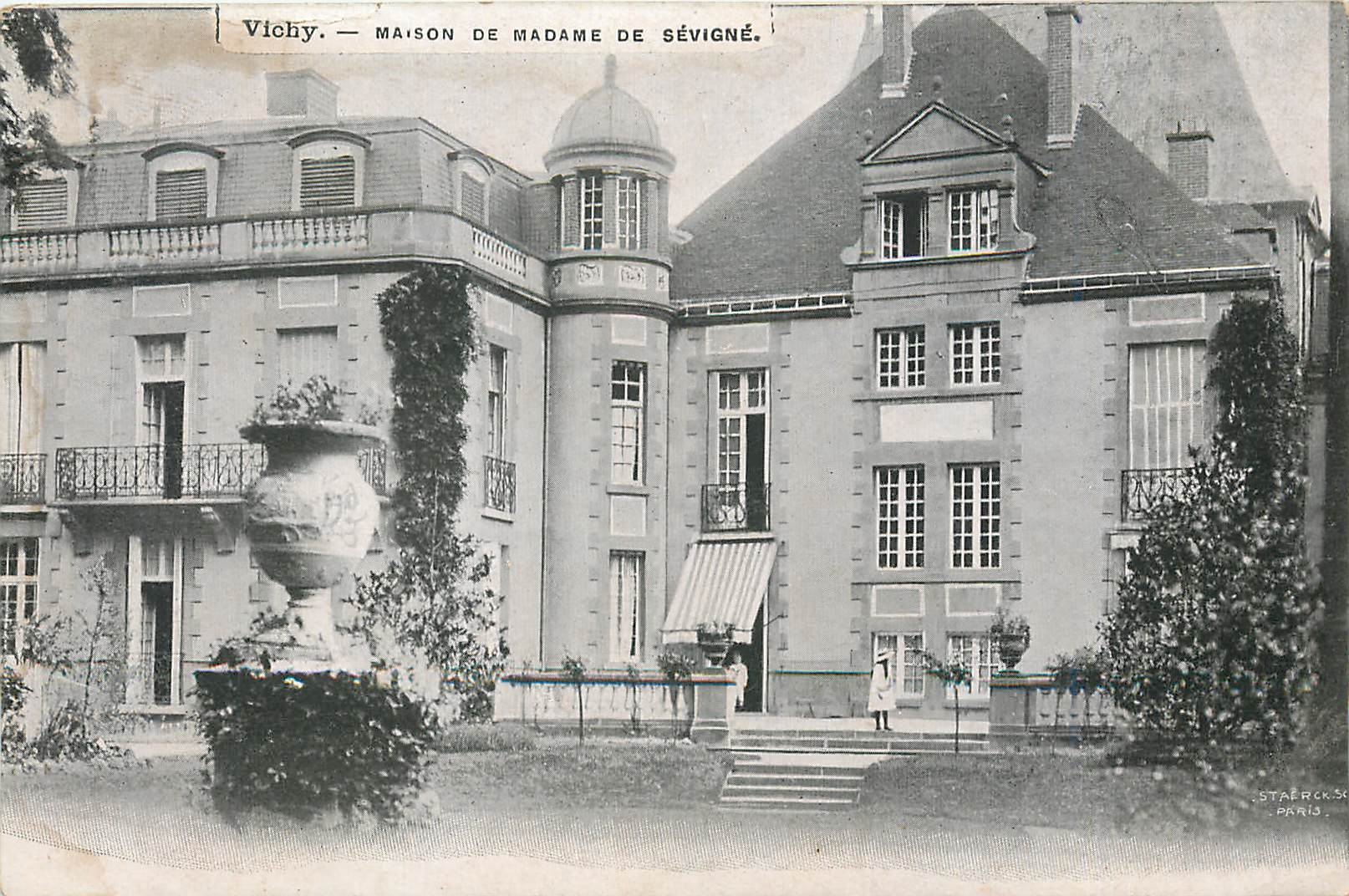 CPA Vichy Maison de Madame de Sevigne 