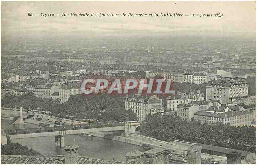 CPA Lyon Vue Generale des Quartiers de Perrache et la Guillotiere 
