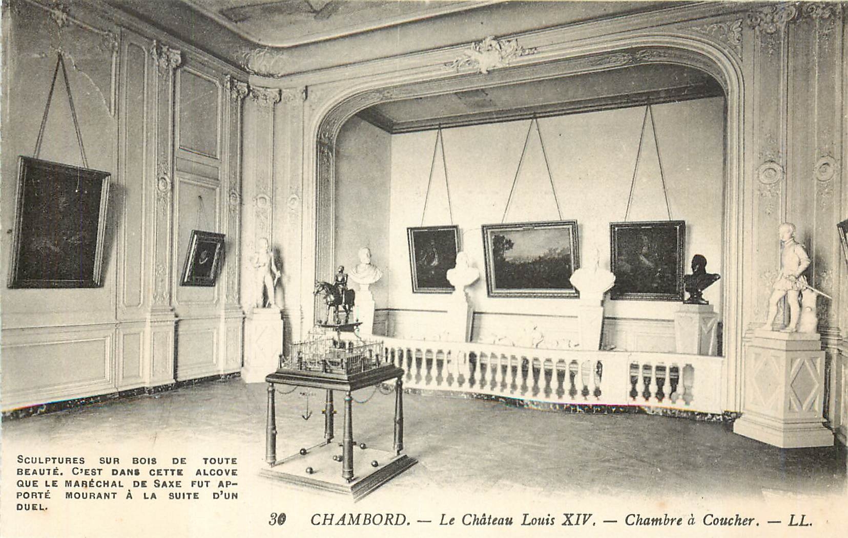 Chambord — Le Château Louis XIV — Chambre à Coucher — LL. n°30