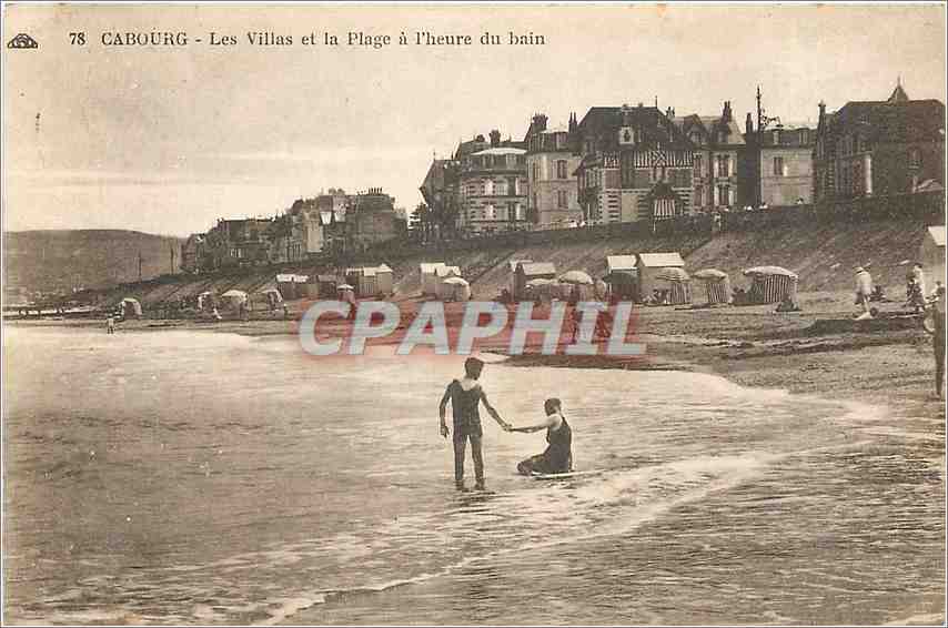CPA Cabourg Le Villas et la Plage a l'Heure du Bain 